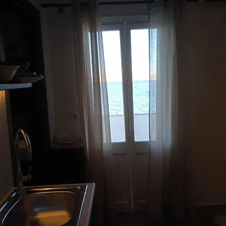 Avra Hotel Myrties