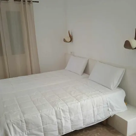 Hotel Avra Myrties